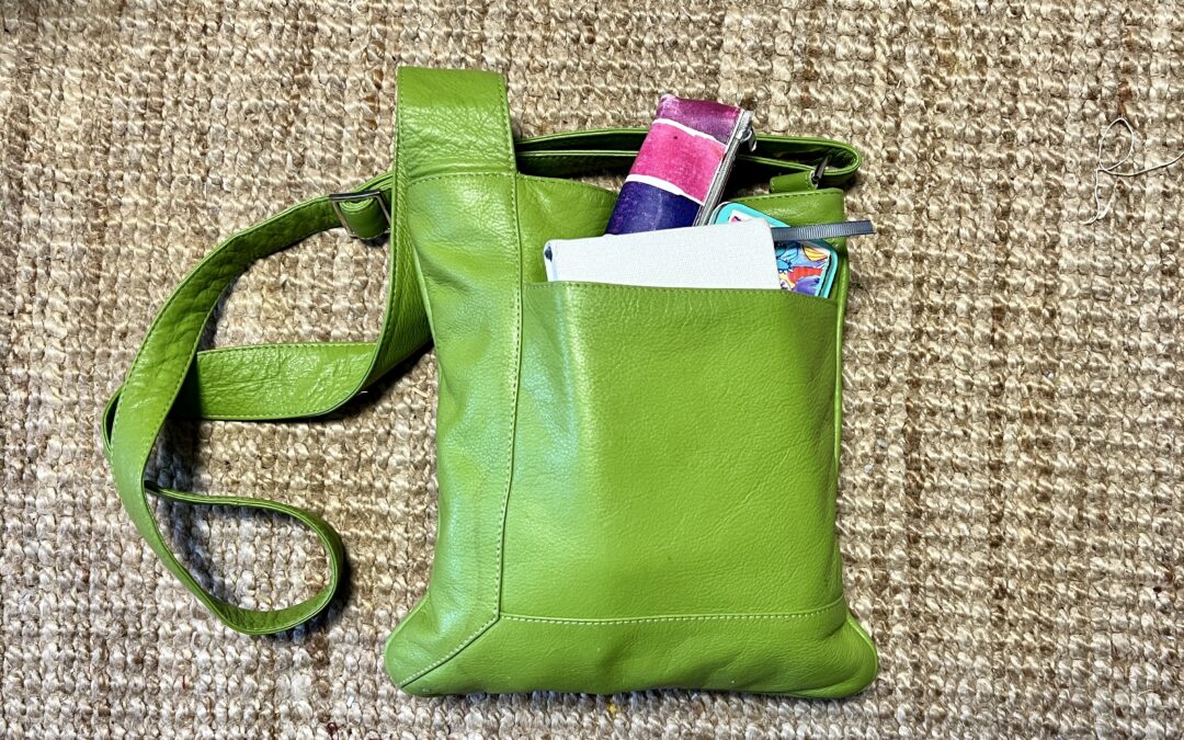 What’s in your handbag art kit?